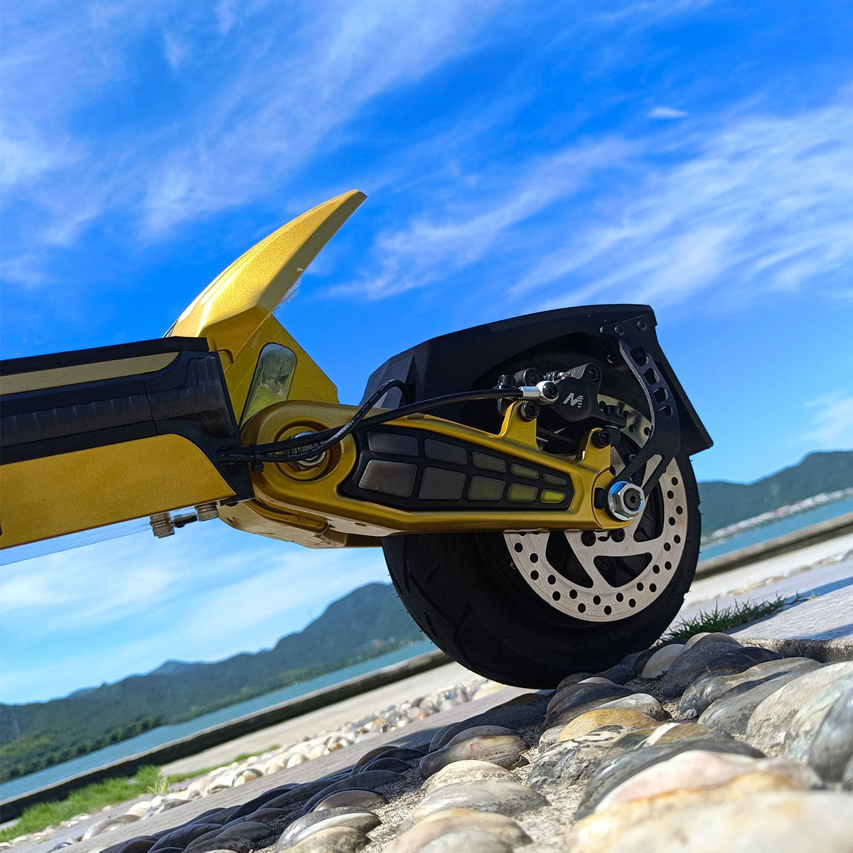 MUKUTA 9 Plus Electric Scooter, Removable Battery,1600W Dual Motor, 46 Miles Range, 9 Inches Tubeless Tires